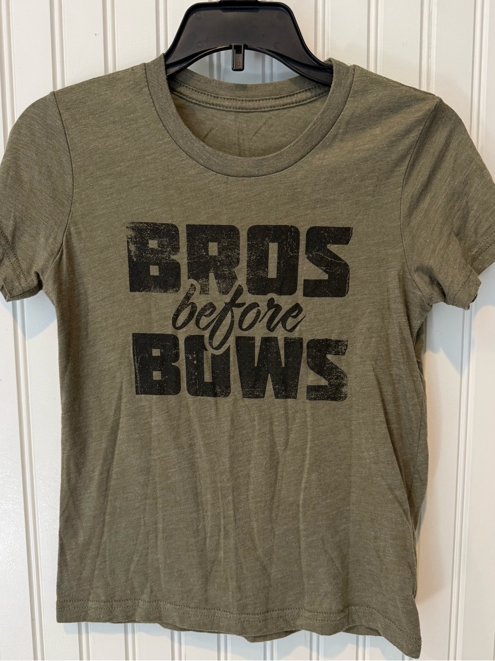 Kids Olive Graphic Tee - 'Bros Before Bows'